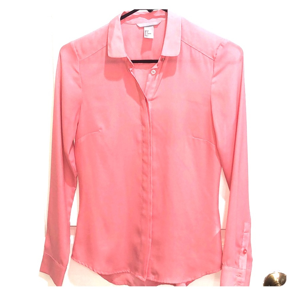 💖Soft Pink Long-Sleeved Collard Button-Down💖